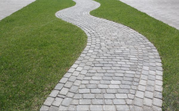 Cost of Walkway Paving in Bozeman