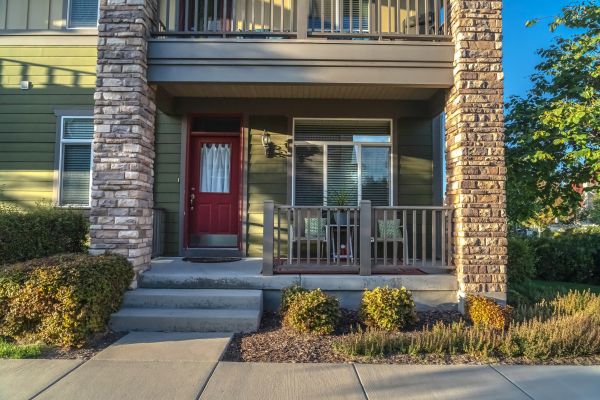 Cost of Front Entrance Construction in Bozeman